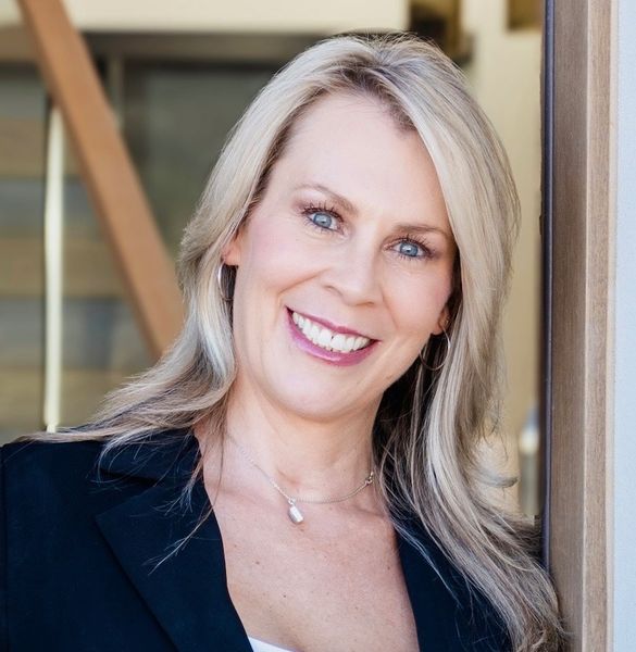 Kerby Carlisle-Grant, Associate Broker